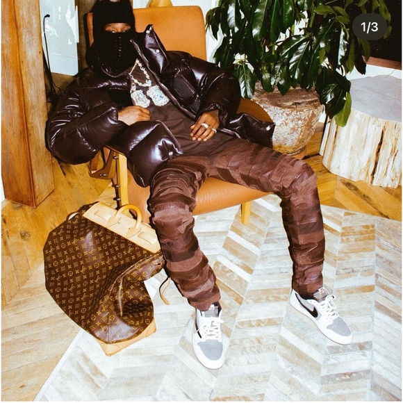 Givenchy Puffer Jucket - Picture 1 of 10